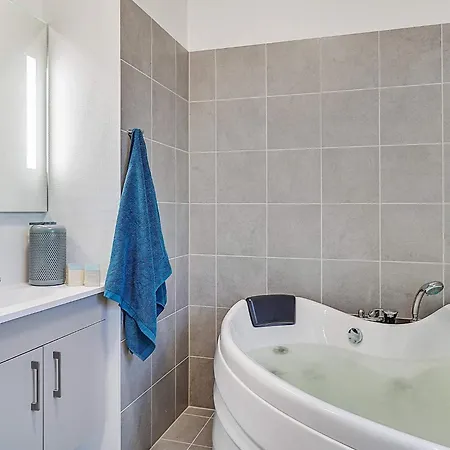 10 Person In Hasselberg * كابلن