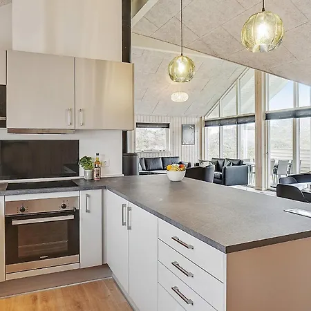 بيت للعطل 10 Person In Hasselberg *